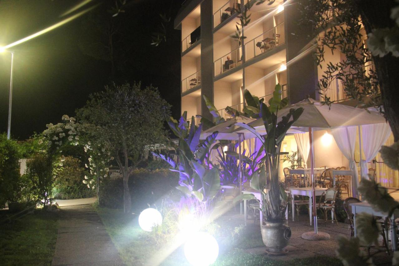 Hotel Bijou Forte dei Marmi Esterno foto