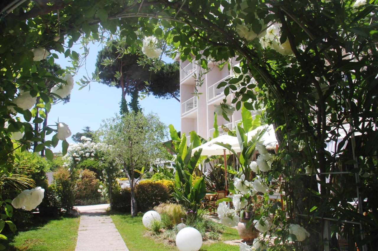 Hotel Bijou Forte dei Marmi Esterno foto